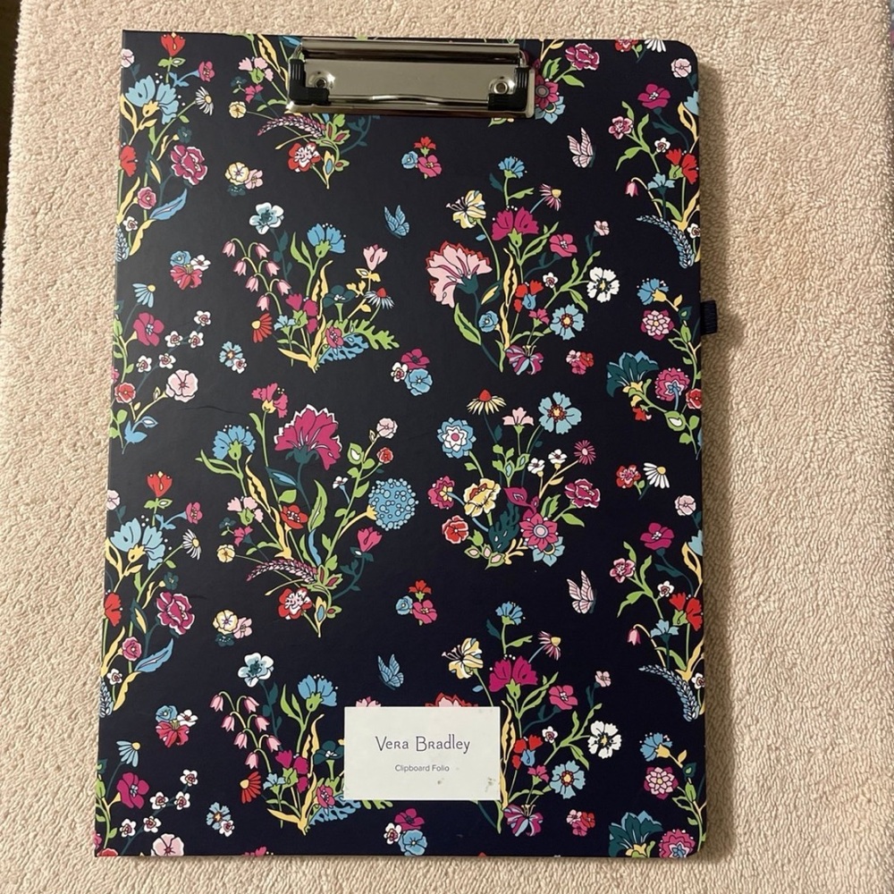 NWT Vera Bradley Itsy Ditsy Clipboard Folio Retired pattern